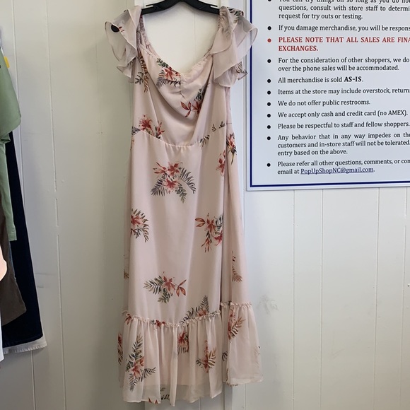Willow & Clay
Off-the-Shoulder Floral Print Dress - Picture 3 of 5